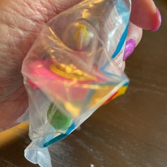 McDonald’s Polly Pocket Ring and Bracelet Sealed - Picture 7 of 9
